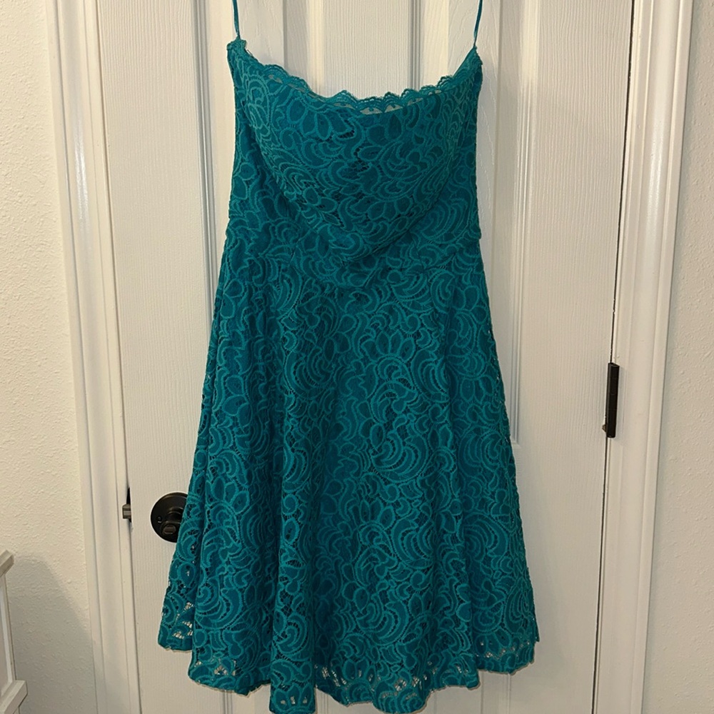 Turquoise Lace Strapless Dress